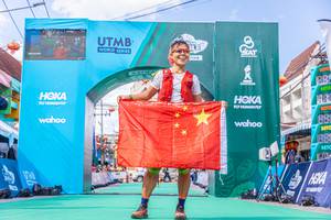 BIB: 1883
                            <button type="button" onclick="openModal(21772299)" class="btn btn-primary btn-sm float-right btn-popup" data-toggle="modal" data-target=".modal-high-quality">
                        <i class="fas fa-shopping-cart"></i> Add to Cart
                    </button>
                                            <button type="button" onclick="isThisMe(21772299, true)" class="btn btn-success btn-sm float-right btn-popup btn-isme hidden" data-toggle="tooltip" data-placement="bottom" title="นี่คือรูปของคุณใช่ไหม คลิกที่นี่เพื่อเอาเข้าอัลบั้ม">
                        <i class="fas fa-plus"></i> Add to album
                    </button>
                    <button type="button" onclick="isThisMe(21772299, false)" class="btn btn-warning btn-sm float-right btn-popup btn-isnotme hidden">
                        <i class="fas fa-ban"></i> Remove from album
                    </button>